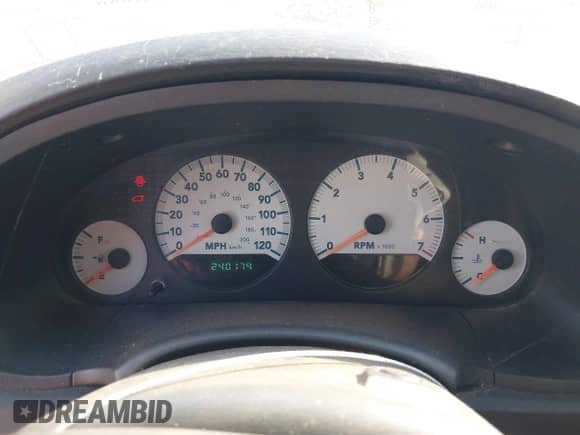 2006 Dodge Grand Caravan SXT z VIN 2D8GP44L96R778531, wystawiony jako IAAI lot #43241701 z przebiegiem 240 179 mil mil oraz . Historia ofert i sprzedaży dostępna na DreamBid. Obrazek 7.