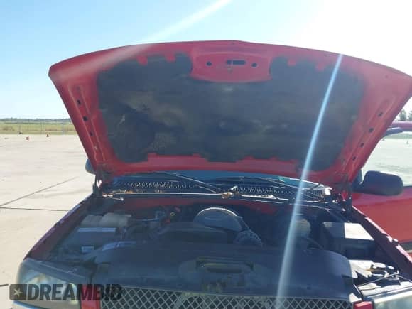 2005 Chevrolet Silverado 1500 Z71 с VIN 1GCEK19Z65Z258517, выставлен на аукционе IAAI как лот 43484220 с пробегом Не указан миль и . История ставок и продаж доступна на DreamBid. Изображение 10.