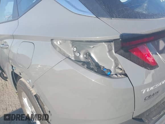 2025 Hyundai Tucson SE with VIN 5NMJA3DE2SH497161, listed as a IAAI auction lot 41669888 with 3,786 mi miles and . Bid and sale history available at DreamBid. Image 18.