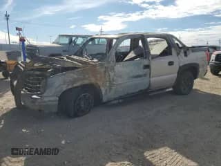 2005 Chevrolet Avalanche Z71 with VIN 3GNEK12Z35G256869, listed as a Copart auction lot 56126025 with Not provided miles and Salvage title. Bid and sale history available at DreamBid. Image 1.