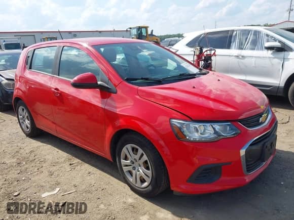 2020 Chevrolet Sonic LT with VIN 1G1JG6SB3L4131561, listed as a IAAI auction lot 42542183 with 84,570 mi miles and . Bid and sale history available at DreamBid. Image 1.
