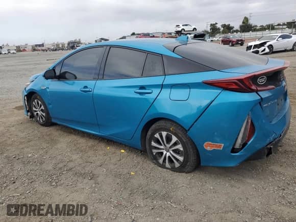 2020 Toyota Prius XLE with VIN JTDKARFP0L3142446, listed as a Copart auction lot 86727155 with 101,321 mi miles and Salvage title. Bid and sale history available at DreamBid. Image 2.