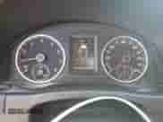 2013 Volkswagen Tiguan S с VIN WVGBV3AX4DW613356, выставлен на аукционе Copart как лот 85730395 с пробегом 136 508 миль миль и Списание • Salvage title. История ставок и продаж доступна на DreamBid. Изображение 9.