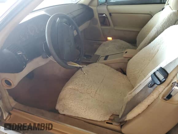 1991 Mercedes-Benz 300 с VIN WDBFA61E4MF031709, выставлен на аукционе Copart как лот 67143895 с пробегом 127 456 миль миль и Списание • Salvage title. История ставок и продаж доступна на DreamBid. Изображение 7.