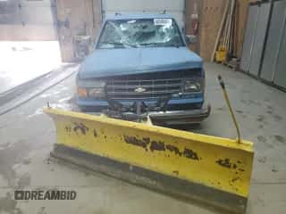 1985 Chevrolet Blazer z VIN 1G8CT18B0F0151262, wystawiony jako Copart lot #58596565 z przebiegiem 5 756 mil mil oraz Czysty tytuł • Clean title. Historia ofert i sprzedaży dostępna na DreamBid. Obrazek 5.