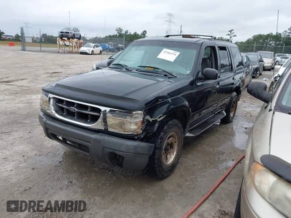 1999 Ford Explorer XLT с VIN 1FMZU32E4XZA39018, выставлен на аукционе IAAI как лот 43383234 с пробегом 193 904 миль миль и . История ставок и продаж доступна на DreamBid. Изображение 2.