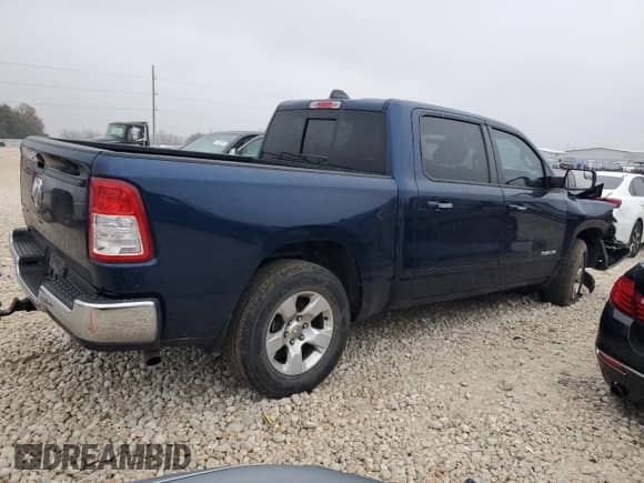 2020 Ram 1500 Big Horn z VIN 1C6RREFGXLN112379, wystawiony jako Copart lot #42867315 z przebiegiem 47 993 mil mil oraz Szkoda całkowita • Salvage title. Historia ofert i sprzedaży dostępna na DreamBid. Obrazek 3.
