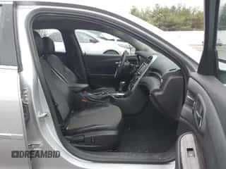 2015 Chevrolet Malibu LT z VIN 1G11C5SL7FU153582, wystawiony jako IAAI lot #43269501 z przebiegiem 131 057 mil mil oraz . Historia ofert i sprzedaży dostępna na DreamBid. Obrazek 5.