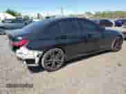 2021 BMW 3 Series 330i xDrive z VIN WBA5R7C04MFL21538, wystawiony jako Copart lot #54741105 z przebiegiem 60 521 mil mil oraz Szkoda całkowita • Salvage title. Historia ofert i sprzedaży dostępna na DreamBid. Obrazek 3.