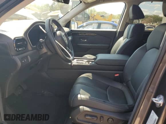 2025 Honda Pilot EX-L с VIN 5FNYG1H43SB119595, выставлен на аукционе Copart как лот 70340215 с пробегом Не указан миль и Списание • Salvage title. История ставок и продаж доступна на DreamBid. Изображение 7.