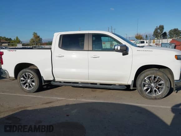 2020 Chevrolet Silverado 1500 LT z VIN 3GCPYDEKXLG253223, wystawiony jako IAAI lot #43412980 z przebiegiem 109 230 mil mil oraz . Historia ofert i sprzedaży dostępna na DreamBid. Obrazek 13.