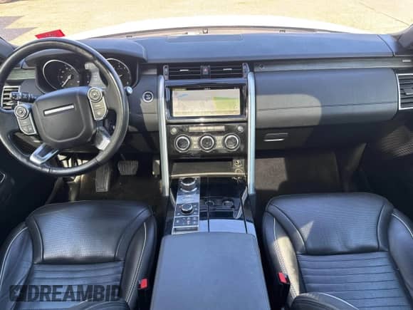 2017 Land Rover Discovery HSE с VIN SALRRBBV7HA045677, выставлен на аукционе IAAI как лот 41771888 с пробегом 122 284 миль миль и . История ставок и продаж доступна на DreamBid. Изображение 6.