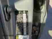 2005 Toyota Camry XLE z VIN 4T1BF30K85U605440, wystawiony jako Copart lot #84000395 z przebiegiem Nie podano mil oraz Szkoda całkowita • Salvage title. Historia ofert i sprzedaży dostępna na DreamBid. Obrazek 12.