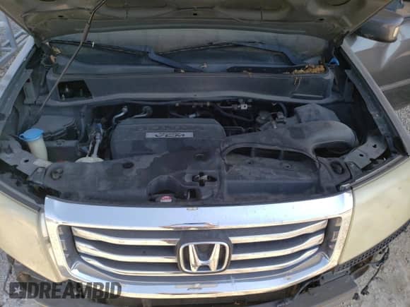 2009 Honda Pilot Touring with VIN 5FNYF48979B015525, listed as a Copart auction lot 81966235 with 146,195 mi miles and Salvage title. Bid and sale history available at DreamBid. Image 12.