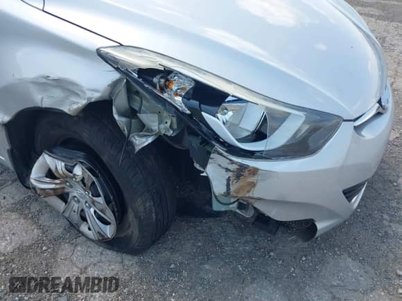 2016 Hyundai Elantra Value Edition с VIN 5NPDH4AE8GH771508, выставлен на аукционе IAAI как лот 42723263 с пробегом Не указан миль и . История ставок и продаж доступна на DreamBid. Изображение 17.