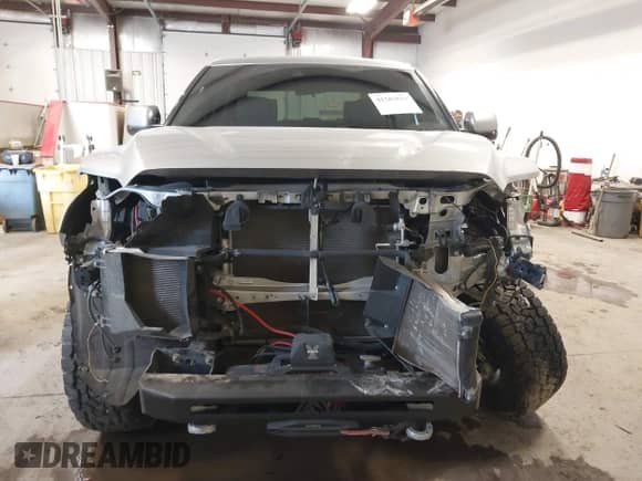 2022 Toyota Tundra SR5 with VIN 5TFLA5DB7NX048368, listed as a IAAI auction lot 41583652 with 26,021 mi miles and . Bid and sale history available at DreamBid. Image 13.
