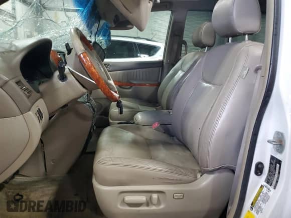 2006 Toyota Sienna XLE z VIN 5TDBA22C06S065249, wystawiony jako Copart lot #67028185 z przebiegiem 254 862 mil mil oraz Nie do naprawy • Non repairable. Historia ofert i sprzedaży dostępna na DreamBid. Obrazek 7.