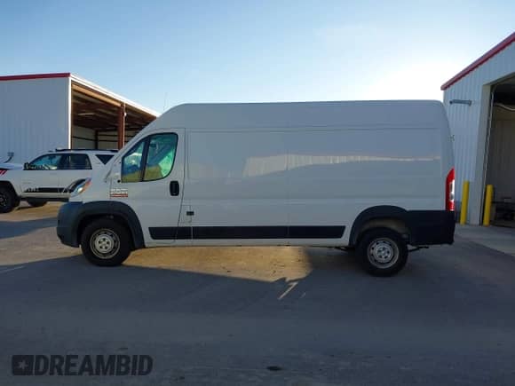 2019 Ram ProMaster Cargo с VIN 3C6TRVDG6KE517358, выставлен на аукционе IAAI как лот 43301381 с пробегом 89 798 миль миль и . История ставок и продаж доступна на DreamBid. Изображение 15.