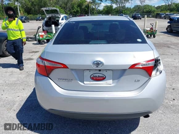 2016 Toyota Corolla L with VIN 2T1BURHE1GC489820, listed as a IAAI auction lot 42889439 with 153,299 mi miles and . Bid and sale history available at DreamBid. Image 16.