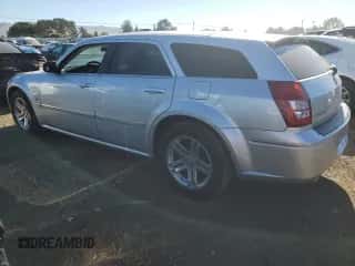 2005 Dodge Magnum RT with VIN 2D8GV582X5H549468, listed as a Copart auction lot 77535504 with 200,963 mi miles and Salvage title. Bid and sale history available at DreamBid. Image 2.