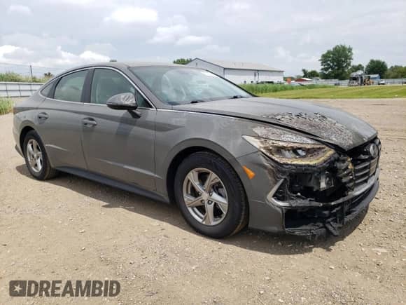 2022 Hyundai Sonata SE with VIN KMHL24JA7NA214549, listed as a Copart auction lot 63179565 with 38,615 mi miles and Salvage title. Bid and sale history available at DreamBid. Image 4.