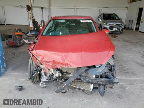 2020 Hyundai Elantra Value Edition with VIN 5NPD84LF3LH536711, listed as a Copart auction lot 71282215 with 31,061 mi miles and Salvage title. Bid and sale history available at DreamBid. Image 5.