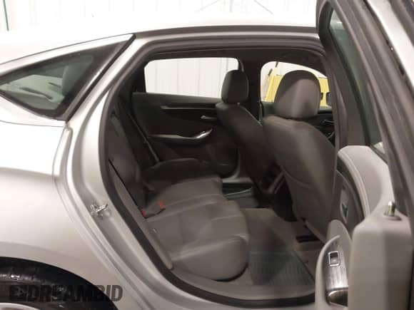 2019 Chevrolet Impala LS с VIN 1G11X5SA8KU115419, выставлен на аукционе IAAI как лот 42253633 с пробегом 112 200 миль миль и . История ставок и продаж доступна на DreamBid. Изображение 8.