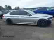 2018 BMW 5 Series M550i xDrive с VIN WBAJB9C55JB287235, выставлен на аукционе IAAI как лот 41711110 с пробегом 42 605 миль миль и . История ставок и продаж доступна на DreamBid. Изображение 14.