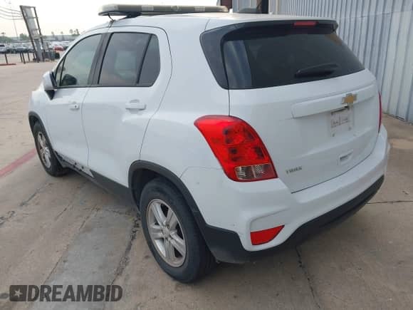 2021 Chevrolet Trax LS с VIN KL7CJKSB7MB320802, выставлен на аукционе IAAI как лот 43153106 с пробегом 80 983 миль миль и . История ставок и продаж доступна на DreamBid. Изображение 3.