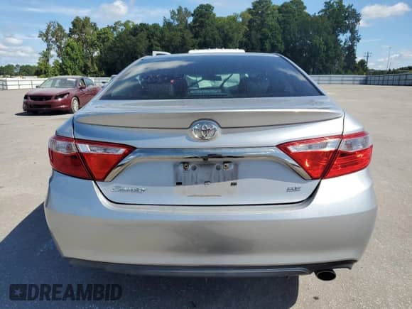 2017 Toyota Camry XLE с VIN 4T1BF1FK7HU784621, выставлен на аукционе Copart как лот 71088035 с пробегом 123 035 миль миль и Списание • Salvage title. История ставок и продаж доступна на DreamBid. Изображение 6.