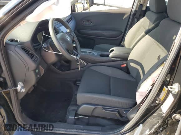 2020 Honda HR-V LX z VIN 3CZRU6H33LM721857, wystawiony jako Copart lot #81440245 z przebiegiem 6 444 mil mil oraz Szkoda całkowita • Salvage title. Historia ofert i sprzedaży dostępna na DreamBid. Obrazek 7.