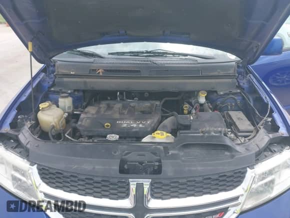 2012 Dodge Journey SXT z VIN 3C4PDCBB0CT323362, wystawiony jako IAAI lot #42528338 z przebiegiem 187 995 mil mil oraz . Historia ofert i sprzedaży dostępna na DreamBid. Obrazek 10.