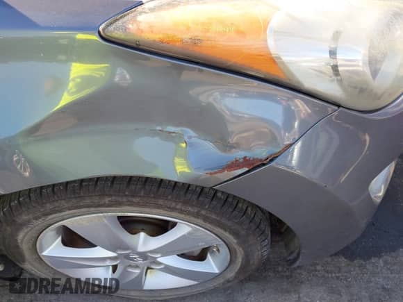 2013 Hyundai Elantra GLS z VIN 5NPDH4AE7DH160610, wystawiony jako IAAI lot #43363766 z przebiegiem 224 766 mil mil oraz . Historia ofert i sprzedaży dostępna na DreamBid. Obrazek 15.