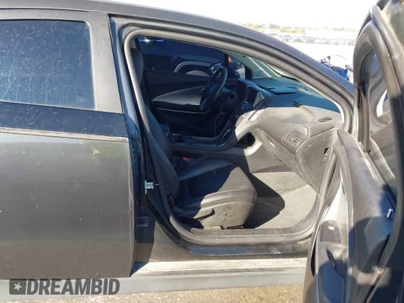 2014 Chevrolet Volt with VIN 1G1RH6E4XEU169188, listed as a IAAI auction lot 43450548 with 89,243 mi miles and . Bid and sale history available at DreamBid. Image 5.