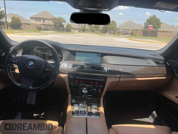 2010 BMW 7 Series 750Li z VIN WBAKB8C58ACY64395, wystawiony jako Copart lot #80227115 z przebiegiem 137 375 mil mil oraz Szkoda całkowita • Salvage title. Historia ofert i sprzedaży dostępna na DreamBid. Obrazek 9.