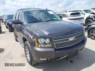 2010 Chevrolet Tahoe LT с VIN 1GNUCBE00AR288992, выставлен на аукционе IAAI как лот 42709537 с пробегом 164 355 миль миль и . История ставок и продаж доступна на DreamBid. Изображение 1.