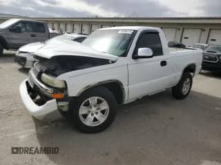 2002 Chevrolet Silverado 1500 z VIN 1GCEC14V72Z168239, wystawiony jako Copart lot #49596315 z przebiegiem 274 323 mil mil oraz Szkoda całkowita • Salvage title. Historia ofert i sprzedaży dostępna na DreamBid. Obrazek 1.