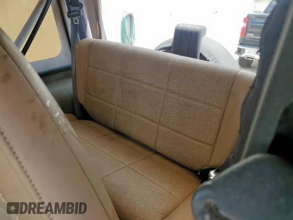 2000 Jeep Wrangler SE with VIN 1J4FA29P2YP800721, listed as a Copart auction lot 67490145 with 128,182 mi miles and Clean title. Bid and sale history available at DreamBid. Image 10.