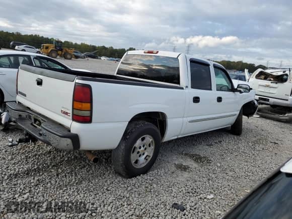 2005 GMC Sierra 1500 SLT z VIN 2GTEC13T951116656, wystawiony jako Copart lot #78486304 z przebiegiem Nie podano mil oraz Szkoda całkowita • Salvage title. Historia ofert i sprzedaży dostępna na DreamBid. Obrazek 3.