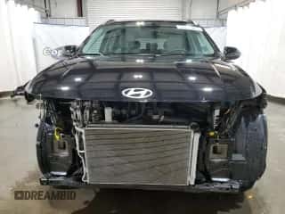 2025 Hyundai Kona SEL z VIN KM8HBCAB7SU315562, wystawiony jako Copart lot #86846245 z przebiegiem 8 130 mil mil oraz Czysty tytuł • Clean title. Historia ofert i sprzedaży dostępna na DreamBid. Obrazek 5.