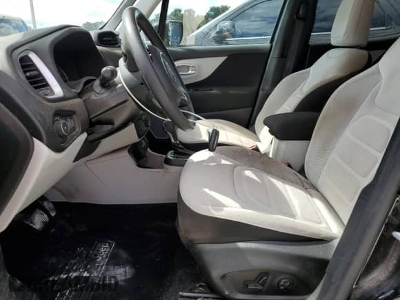 2018 Jeep Renegade Altitude with VIN ZACCJABB5JPJ66795, listed as a Copart auction lot 86684525 with 91,464 mi miles and Salvage title. Bid and sale history available at DreamBid. Image 7.