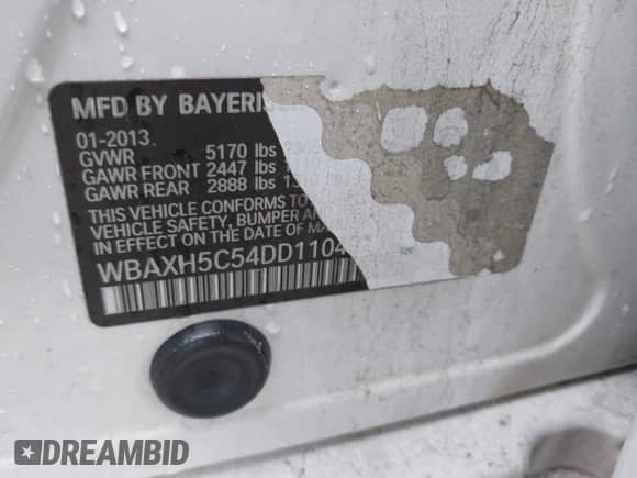 2013 BMW 5 Series 528i xDrive с VIN WBAXH5C54DD110492, выставлен на аукционе IAAI как лот 42314739 с пробегом Не указан миль и . История ставок и продаж доступна на DreamBid. Изображение 9.