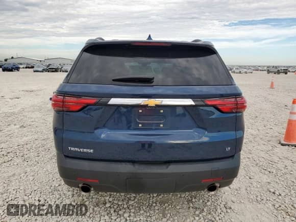 2022 Chevrolet Traverse LT z VIN 1GNERHKW5NJ132143, wystawiony jako Copart lot #66302765 z przebiegiem 24 023 mil mil oraz Szkoda całkowita • Salvage title. Historia ofert i sprzedaży dostępna na DreamBid. Obrazek 6.
