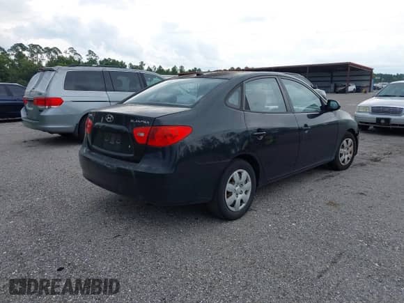 2007 Hyundai Elantra GLS z VIN KMHDU46D17U128267, wystawiony jako IAAI lot #43121172 z przebiegiem 280 939 mil mil oraz . Historia ofert i sprzedaży dostępna na DreamBid. Obrazek 4.