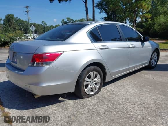2009 Honda Accord LX-P with VIN 1HGCP26459A184052, listed as a IAAI auction lot 43274583 with 265,636 mi miles and . Bid and sale history available at DreamBid. Image 4.