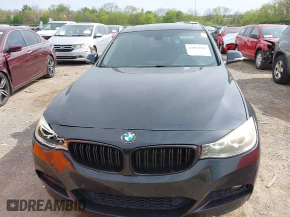 2014 BMW 3 Series 335i Gran Turismo xDrive z VIN WBA3X9C52ED153321, wystawiony jako IAAI lot #42054040 z przebiegiem 145 150 mil mil oraz . Historia ofert i sprzedaży dostępna na DreamBid. Obrazek 12.