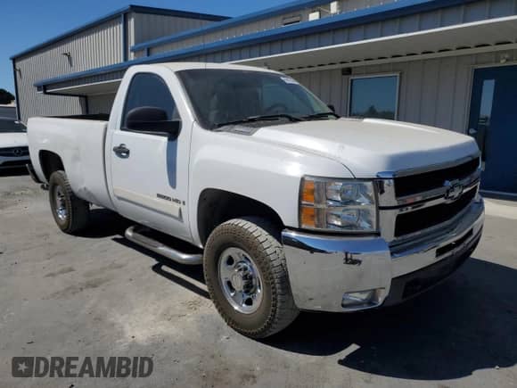 2007 Chevrolet Silverado 2500HD 1LT z VIN 1GCHC24K67E523960, wystawiony jako Copart lot #68920995 z przebiegiem 259 706 mil mil oraz Szkoda całkowita • Salvage title. Historia ofert i sprzedaży dostępna na DreamBid. Obrazek 4.