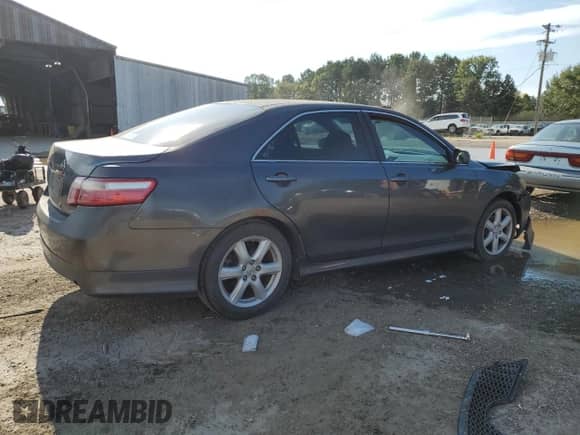 2007 Toyota Camry LE с VIN 4T1BK46K47U041233, выставлен на аукционе Copart как лот 71120055 с пробегом Не указан миль и Списание • Salvage title. История ставок и продаж доступна на DreamBid. Изображение 3.