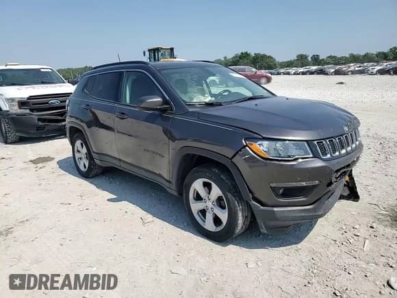 2021 Jeep Compass Latitude with VIN 3C4NJDBB2MT552035, listed as a Copart auction lot 69130975 with 105,058 mi miles and Salvage title. Bid and sale history available at DreamBid. Image 14.