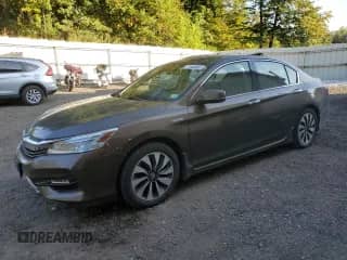 2017 Honda Accord Touring with VIN JHMCR6F70HC007694, listed as a Copart auction lot 71544885 with 70,818 mi miles and Salvage title. Bid and sale history available at DreamBid. Image 1.